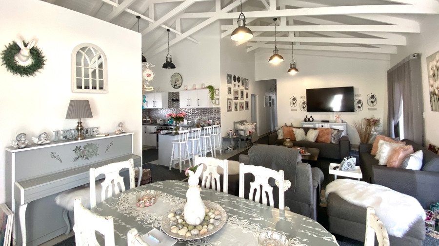 3 Bedroom Property for Sale in Atlantic Shores Beachfront Estate Western Cape